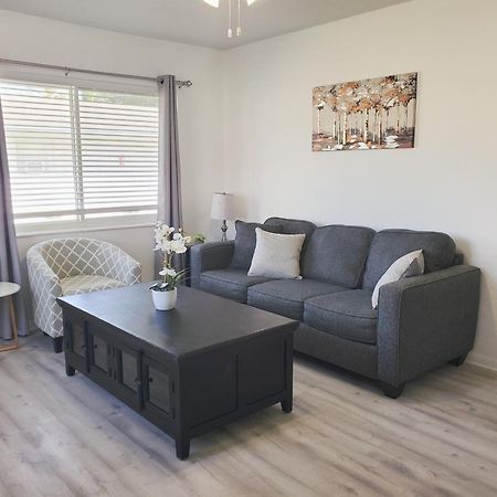Sophisticated Dania Beach Suites Near The Beach Exterior foto